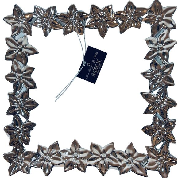 Rare Quadro Silver Plated Floral Poinsettia  edging a beautiful white plate - Picture 2 of 5